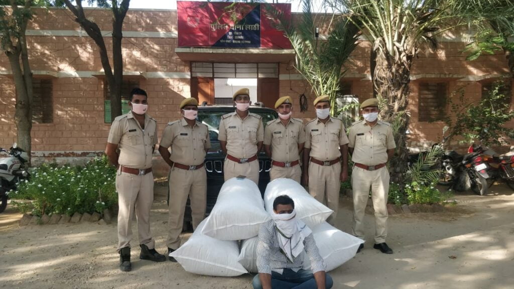 लाठी में नशे के सौदागरों के खिलाफ जिला पुलिस बड़ी कार्यवाही